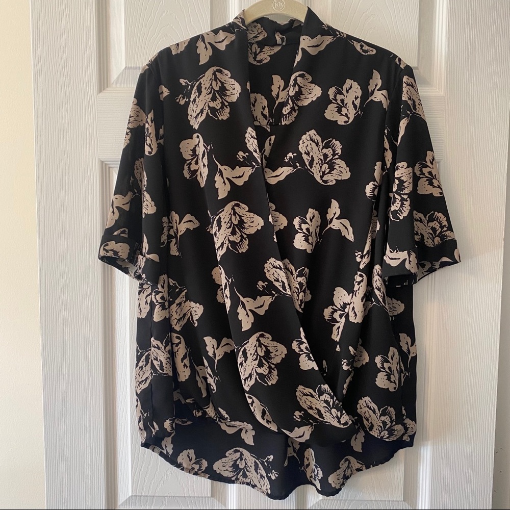 Cato Black & Taupe Short Sleeve Wrap Front Shirt